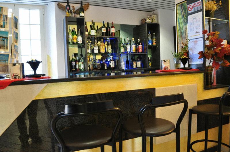 Hotel Nido D'Aquila La Maddalena  Bagian luar foto